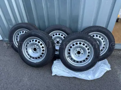 5 Stück Winterkompletträder Kumho Wintercraft WP 52+*neuwertig – kavel bij Zoll-Auktion, Münster