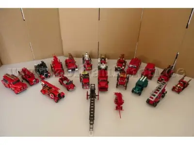 1 set met 21 antieke Del Prado-brandweermodellen, in verschillende schalen – kavel bij Zoll-Auktion, Halle (Saale)
