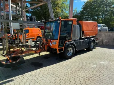 1 HANSA multifunctioneel voertuig APZ 1003L – kavel bij Zoll-Auktion, Itzehoe