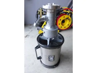 1 Kombischaumrohr von AWG DIN 14366 der Feuerwehr – kavel bij Zoll-Auktion, Iserlohn