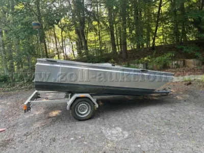 1 defektes Arbeitsboot aus Aluminium von Alu Bau MAACK inkl. Slipwagen und Trailer – kavel bij Zoll-Auktion, Kaiserslautern