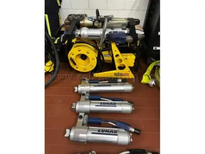 1 Hydraulischer Rettungssatz LUKAS / WEBER RESCUE mit Zubehör – kavel bij Zoll-Auktion, Husby