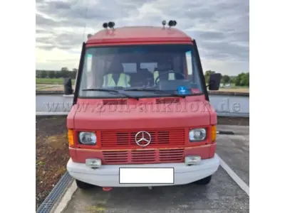 1 Mercedes Benz 208-D-KB als Einsatzleitwagen – kavel bij Zoll-Auktion, Weiterstadt