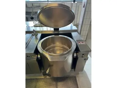 1 elektrische kantelbare snelkookketel van 100 liter van MKN – kavel bij Zoll-Auktion, München