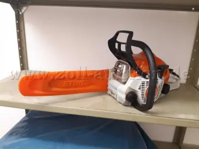 1 Stihl Motorsäge – kavel bij Zoll-Auktion, Güstrow