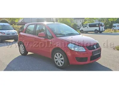 1 Suzuki SX 4 – kavel bij Zoll-Auktion, Deggendorf