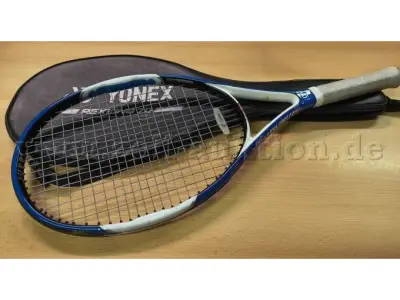 1 tennisracket van het merk Dynamics – kavel bij Zoll-Auktion, Engelskirchen