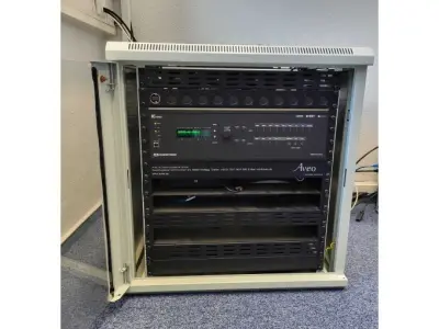 1 Videokonferenzanlage, Marke Aveo II – kavel bij Zoll-Auktion, Berlin