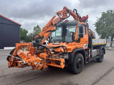 1 Mercedes-Benz Unimog U500 & Kombinationsmähwerk – kavel bij Zoll-Auktion, Märkische Höhe