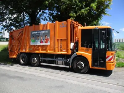 1 Müllauto Mercedes-Benz ECONIC 2633 – kavel bij Zoll-Auktion, Neustadt b. Coburg