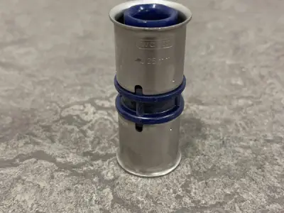 20x Wavin rechte koppeling Ø25mm – kavel bij XL Auctions