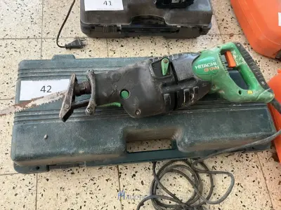 Reciprozaag HITACHI CR 13VA – kavel bij VH Auctions