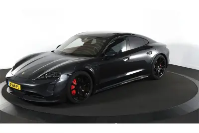 Porsche Taycan GTS !! 93 kWh 2024 (Origineel-NL), X-164-PL – kavel bij Bright Auctions