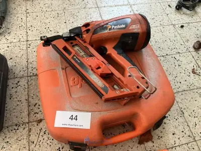 Nagelindrijver PASLODE IM90I – kavel bij VH Auctions