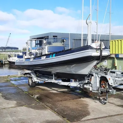 Rib rubberboot met Yamaha F175CET en Pega ZB1800/600 trailer, Joker, Coaster 650, 2007 – kavel bij Domeinen Roerende Zaken, Harlingen