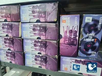 1 x Stalen magazijnstelling met inhoud – kavel bij Plaats Je Bod, Heerhugowaard