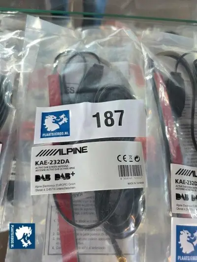 1 x Alpine actieve DAB/ DAB+ raamantenne – kavel bij Plaats Je Bod, Heerhugowaard