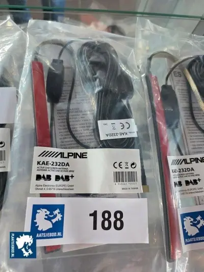 1 x Alpine actieve DAB/ DAB+ raamantenne – kavel bij Plaats Je Bod, Heerhugowaard