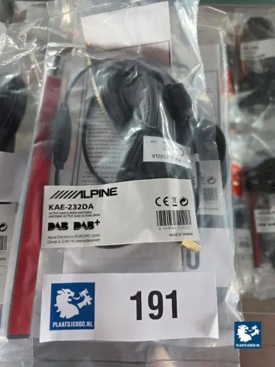 1 x Alpine actieve DAB/ DAB+ raamantenne – kavel bij Plaats Je Bod, Heerhugowaard