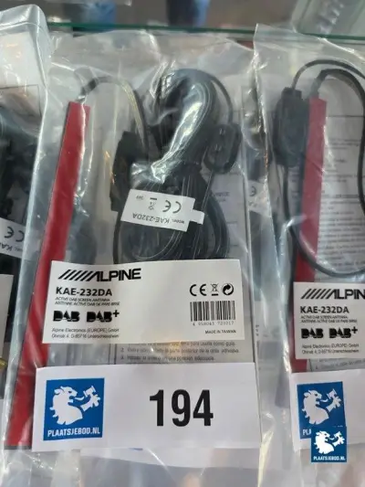 1 x Alpine actieve DAB/ DAB+ raamantenne – kavel bij Plaats Je Bod, Heerhugowaard