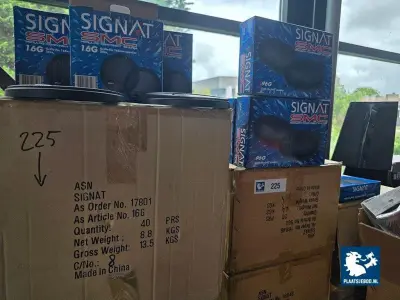 1 x Partij diverse speakerrooster/ grilles in 21 dozen – kavel bij Plaats Je Bod, Heerhugowaard