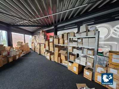 1 x Grote partij inbouwframes met legborstelling – kavel bij Plaats Je Bod, Heerhugowaard
