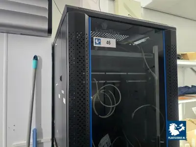 1 x Kamflex 19 inch serverkast – kavel bij Plaats Je Bod, Rotterdam