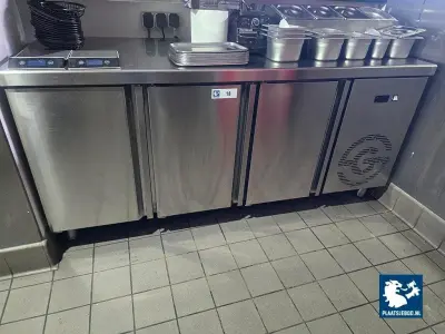 1 x Goos RVS 3-deurs koelwerkbank – kavel bij Plaats Je Bod, Rotterdam