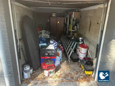 1 x Complete inhoud van de garage – kavel bij Plaats Je Bod, Julianadorp