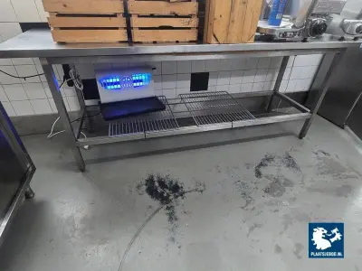 1 x RVS 2-etage werktafel – kavel bij Plaats Je Bod, Harmelen