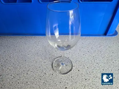 1 x Partij wijnglazen in 1 x krat – kavel bij Plaats Je Bod, Harmelen