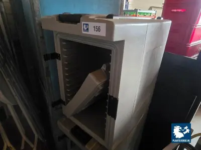 2 x Kunststof Thermobox waarvan 1 x verrijdbaar – kavel bij Plaats Je Bod, Harmelen