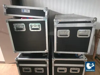 4 x Flightcases met diverse inhoud – kavel bij Plaats Je Bod, Harmelen