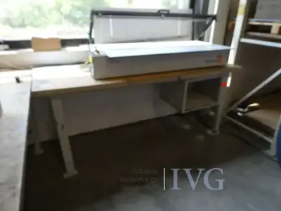 Werkbank (grau) – kavel bij IVG, Saarbrücken