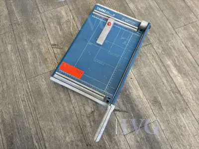 Papierschneider DAHLE – kavel bij IVG, Gaimersheim