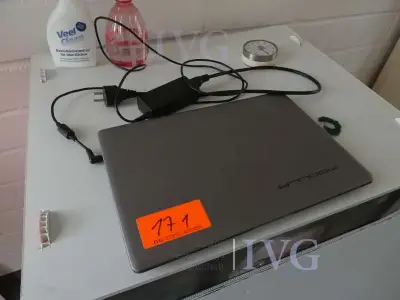 Notebook TAROX B14Y – kavel bij IVG, Saarbrücken
