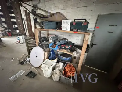 Holz-Regal EIGENBAU – kavel bij IVG, Twistringen