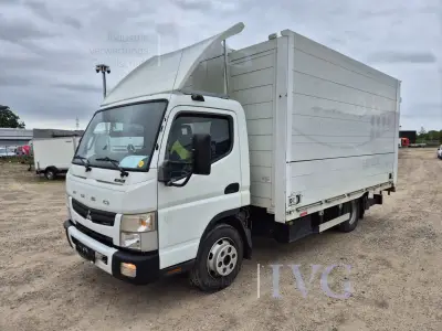 Nutzfahrzeug mit Getränkeaufbau MITSUBISHI Canter Fuso – kavel bij IVG, Kirchlengern