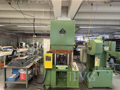 Hydraulische Viersäulenpresse EXNER H4SP 200 S – kavel bij IVG, Freiberg