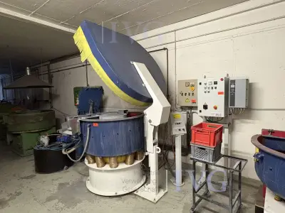 Gleitschleifanlage WALTHER TROWAL CF 200 – kavel bij IVG, Freiberg