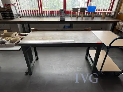Arbeitstisch – kavel bij IVG, Freiberg