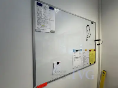 Whiteboard FRANKEN – kavel bij IVG, Halle