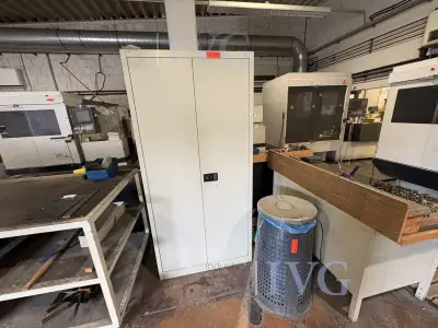 Stahl-Schrank CP – kavel bij IVG, Halle