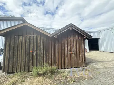 Holz-Anhängergarage mit Abstellraum – kavel bij IVG, Halle