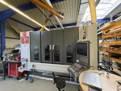Vertikales CNC-Fertigungszentrum CHIRON MILL 2000 five axis – kavel bij IVG, Weihingen