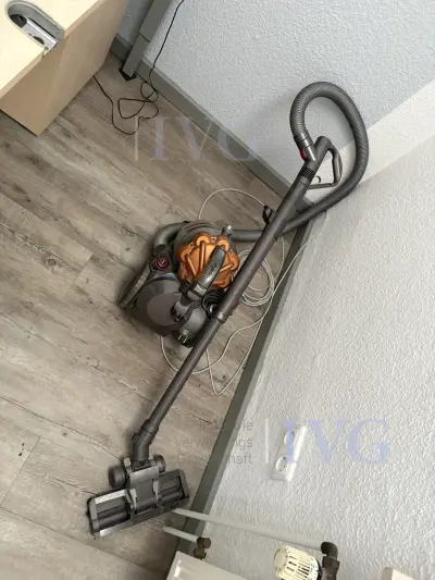 Staubsauger DYSON DC29 – kavel bij IVG, Einbeck