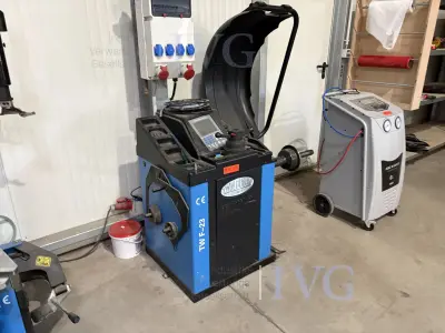 Reifen-Auswuchtmaschine TWIN BUSCH TWF-23 – kavel bij IVG, Einbeck