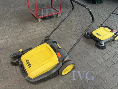 Kehrmaschine KÄRCHER KM70/20C – kavel bij IVG, Gütersloh