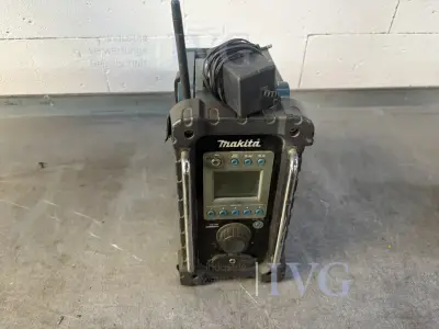 Akku-Radio MAKITA BMR 100 – kavel bij IVG, Gütersloh