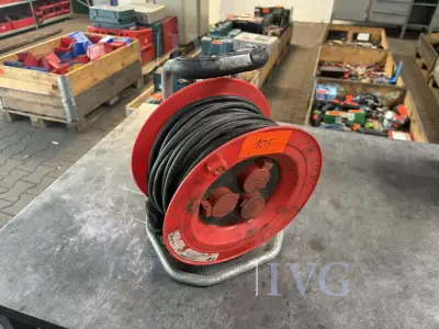 Kabeltrommel WÜRTH – kavel bij IVG, Gütersloh